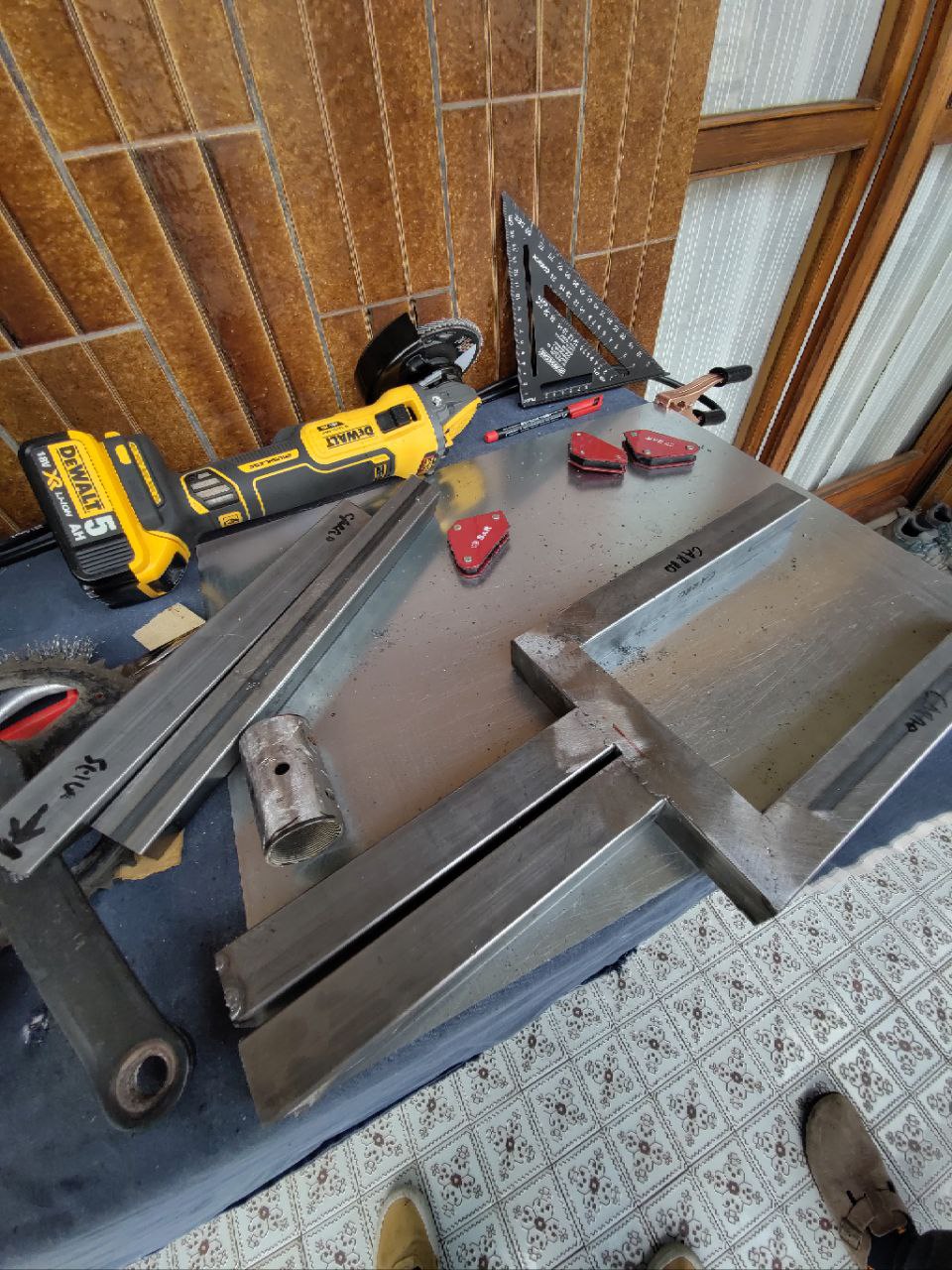 photo_5778440045491588177_y